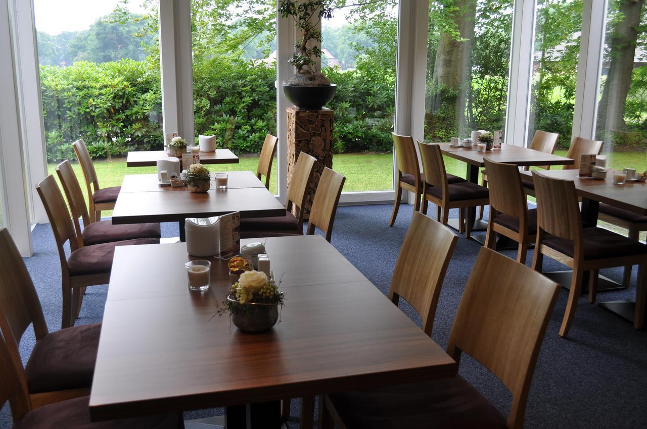 Wiefelstede Hellmanns Hotel Bremers Bauerndiele المظهر الخارجي الصورة