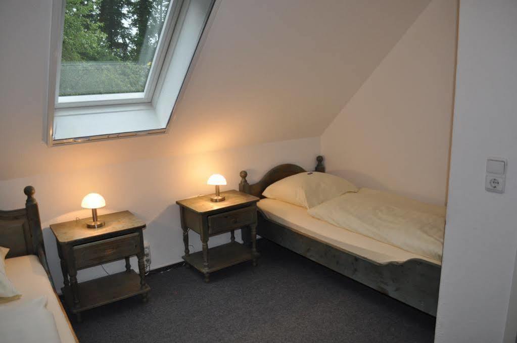 Wiefelstede Hellmanns Hotel Bremers Bauerndiele المظهر الخارجي الصورة